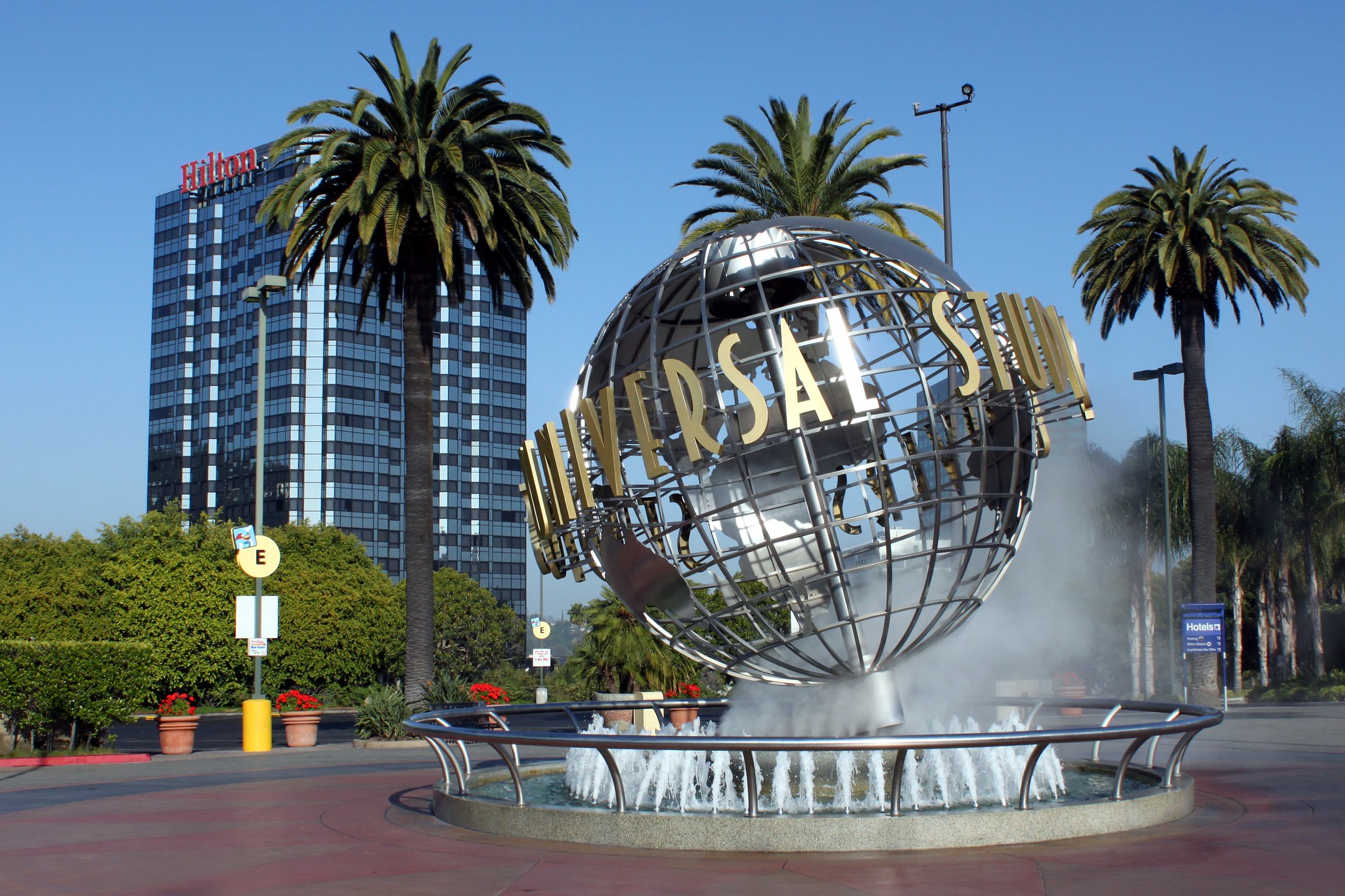 Guide to Universal Studios Hollywood Trippin' Around